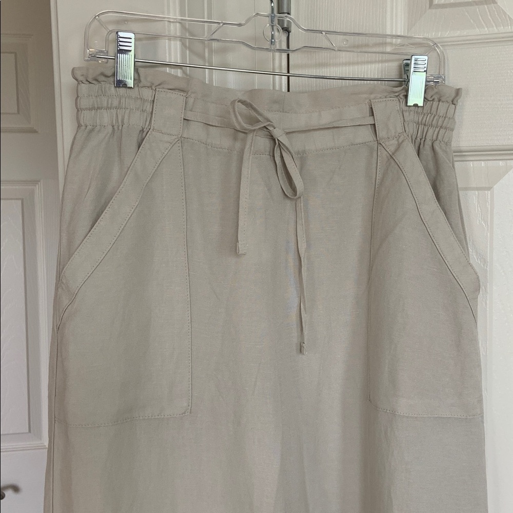 Loft wide leg pull on slacks